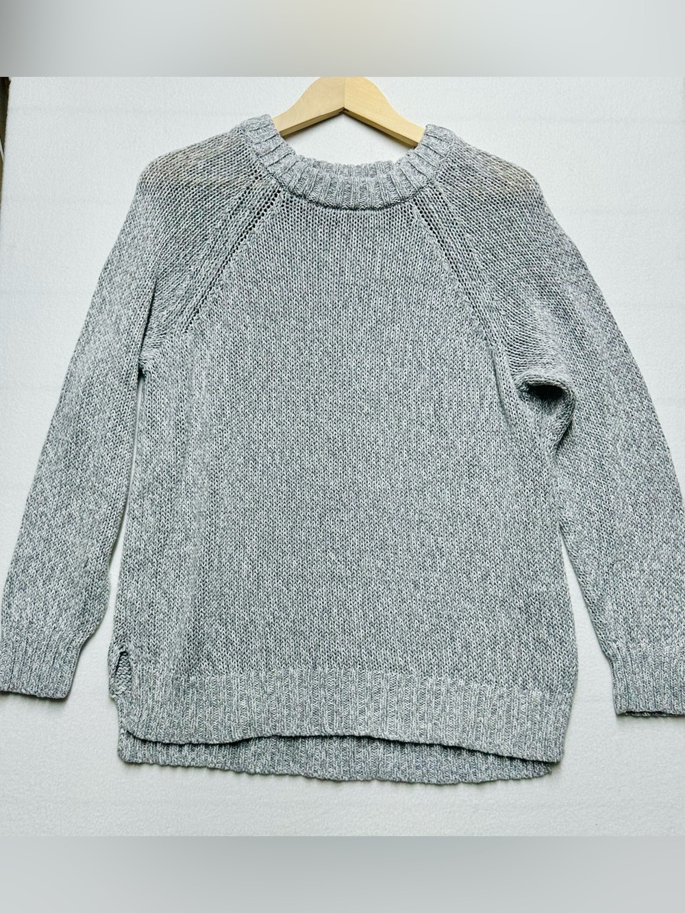 Aerie Gray Marled Knit Raglan Crewneck Sweater Women’s Large